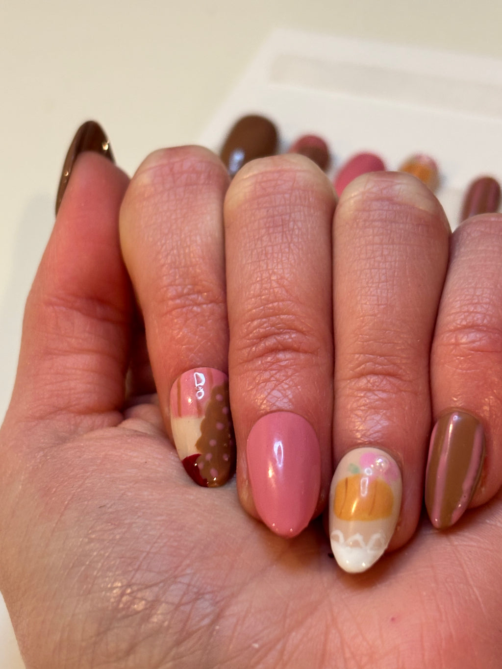Pastel pink cottage fall/Thanksgiving nail set