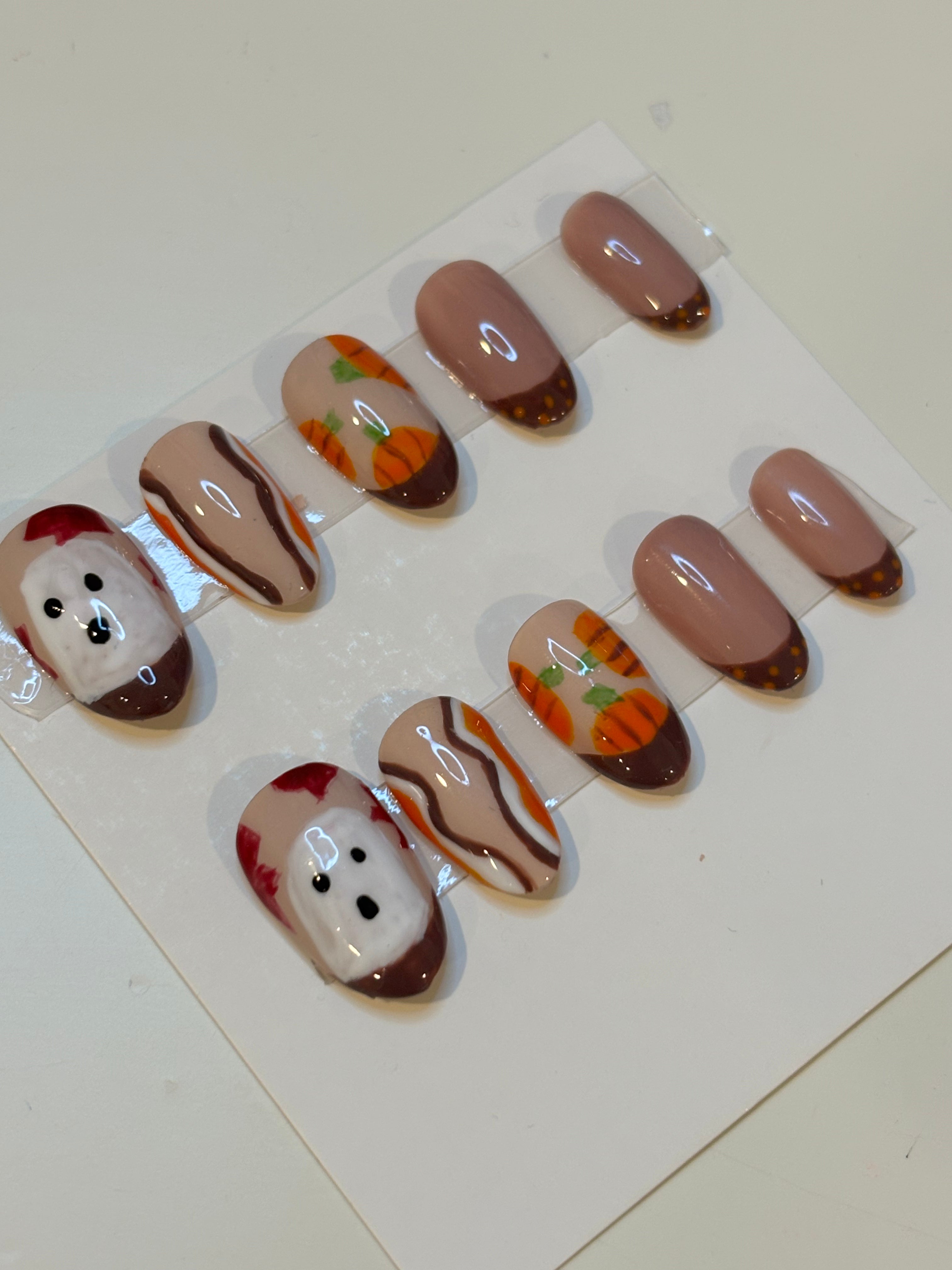 Cute fall ghost fall/ Thanksgiving pumpkin nails!