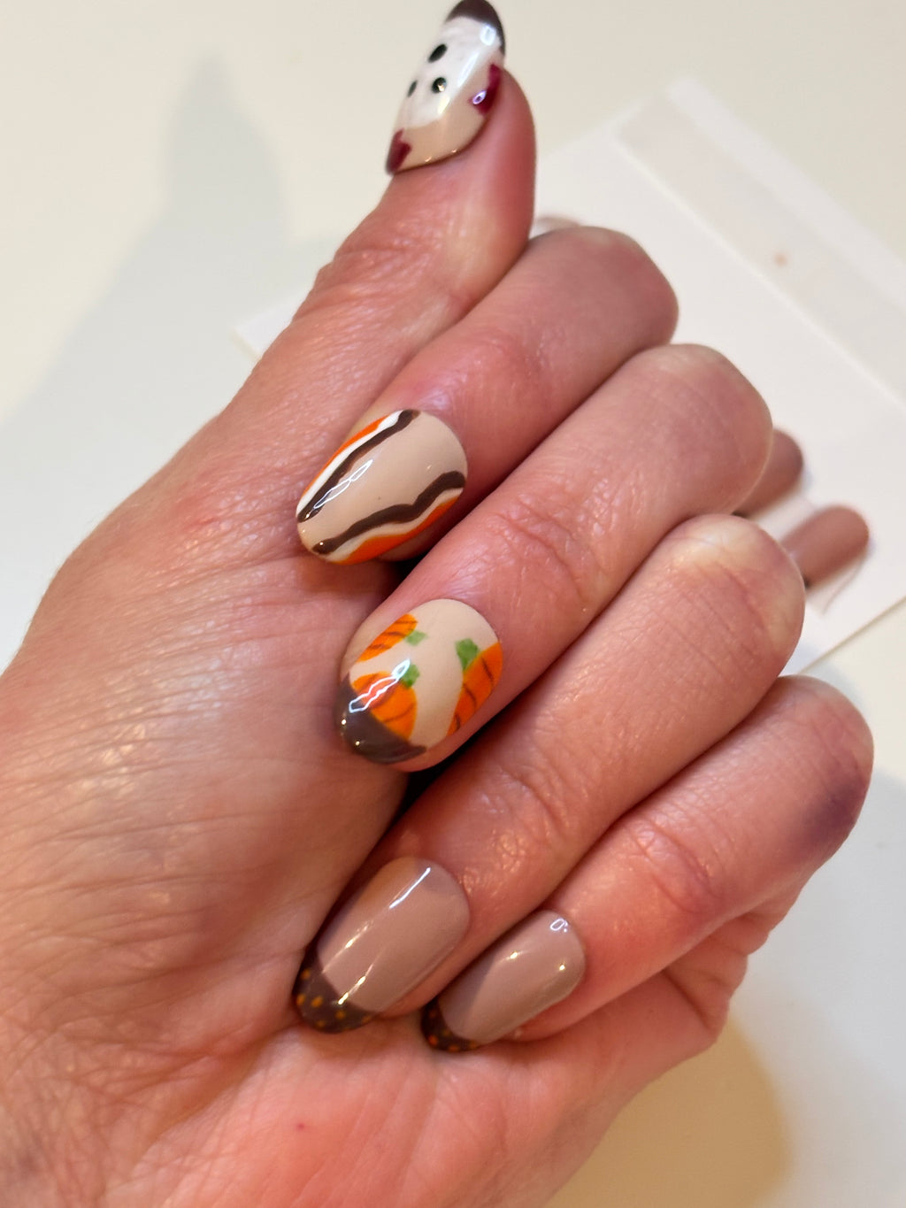 Cute fall ghost fall/ Thanksgiving pumpkin nails!
